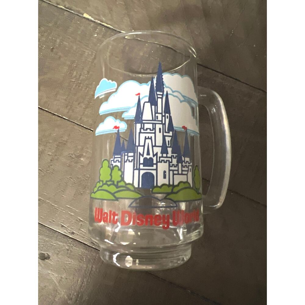 VINTAGE WALT DISNEY & EPCOT CENTER GLASS MUGS WITH HANDLES